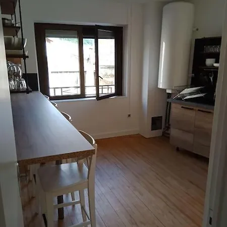 La Petite Suisse 2 *